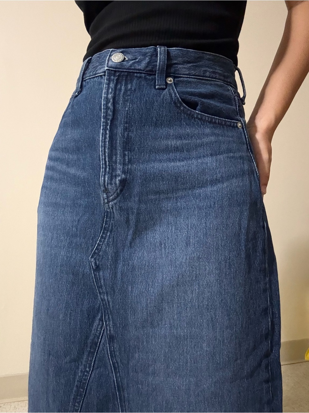 Uniqlo Dark Wash Denim Maxi Skirt